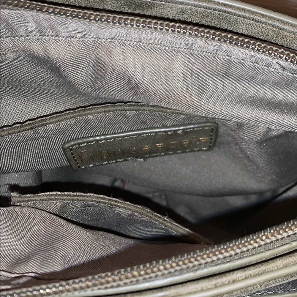 Handbag - Picture 6 of 8